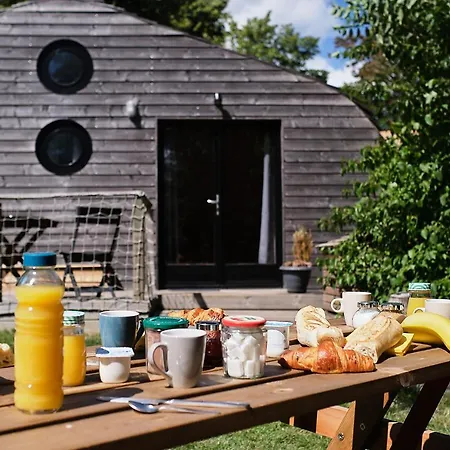 Les De L'ecole Buissonniere Holiday home *
